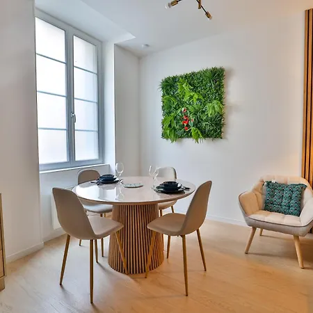 Le Francois 1er # Separee Apartament